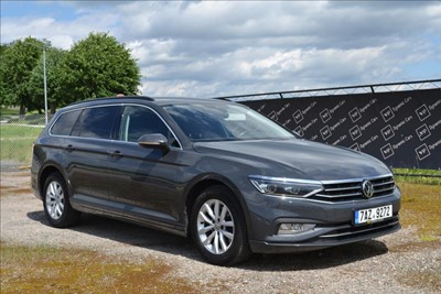 Volkswagen Sharan 2.0 TDI DSG NAVI XENON