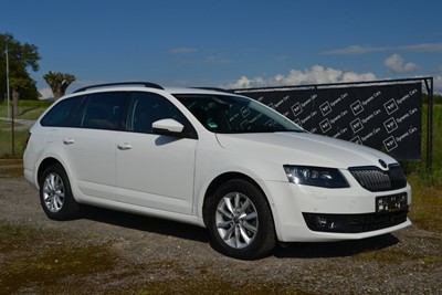 Škoda Octavia 1.4 TSI DSG 103 kw XENON