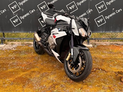 BMW S 1000 R Pack Dynamic DDC Akrapovič