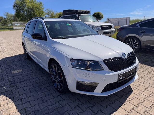 Škoda Octavia 2.0 TSI RS DSG R19 EXTREME