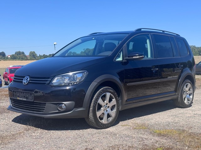 Volkswagen Touran 2.0 TDI Cross XEN TAŽNÉ 7míst